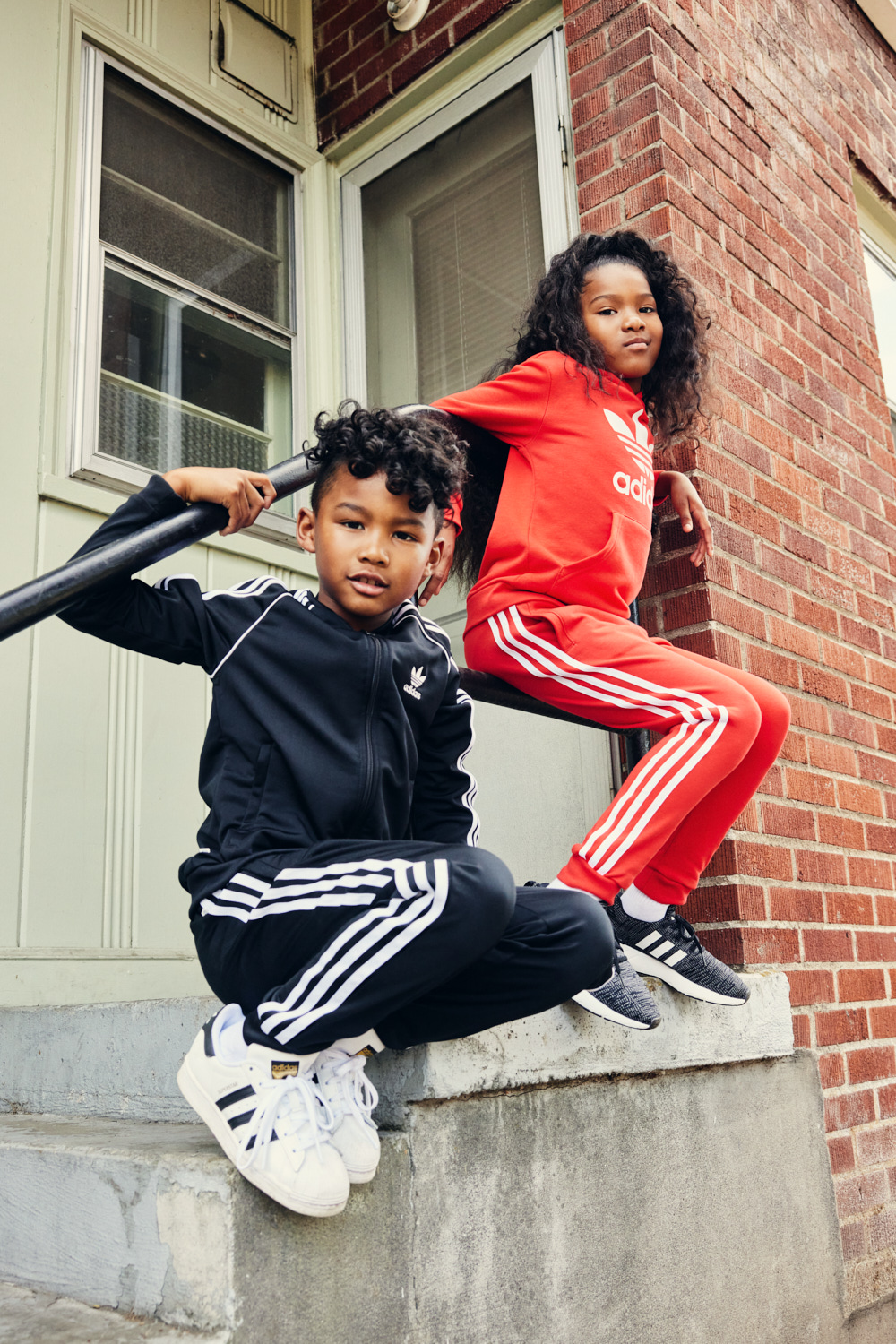XCAT_SS23_COMMERCIAL_FINM_KIDS_HEAD_TO_TOE_EVERGREEN_LK6_RY_39212